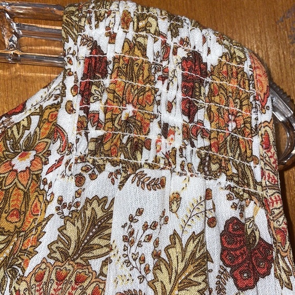 •CYNTHIA ROWLEY•BOHO IVORY FLORAL SMOCKING SHOULDER V NECK TANK TOP MEDIUM EUC - Picture 6 of 7